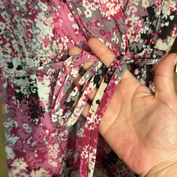 ELLE new Floral Pink Dress size large - Picture 7 of 8
